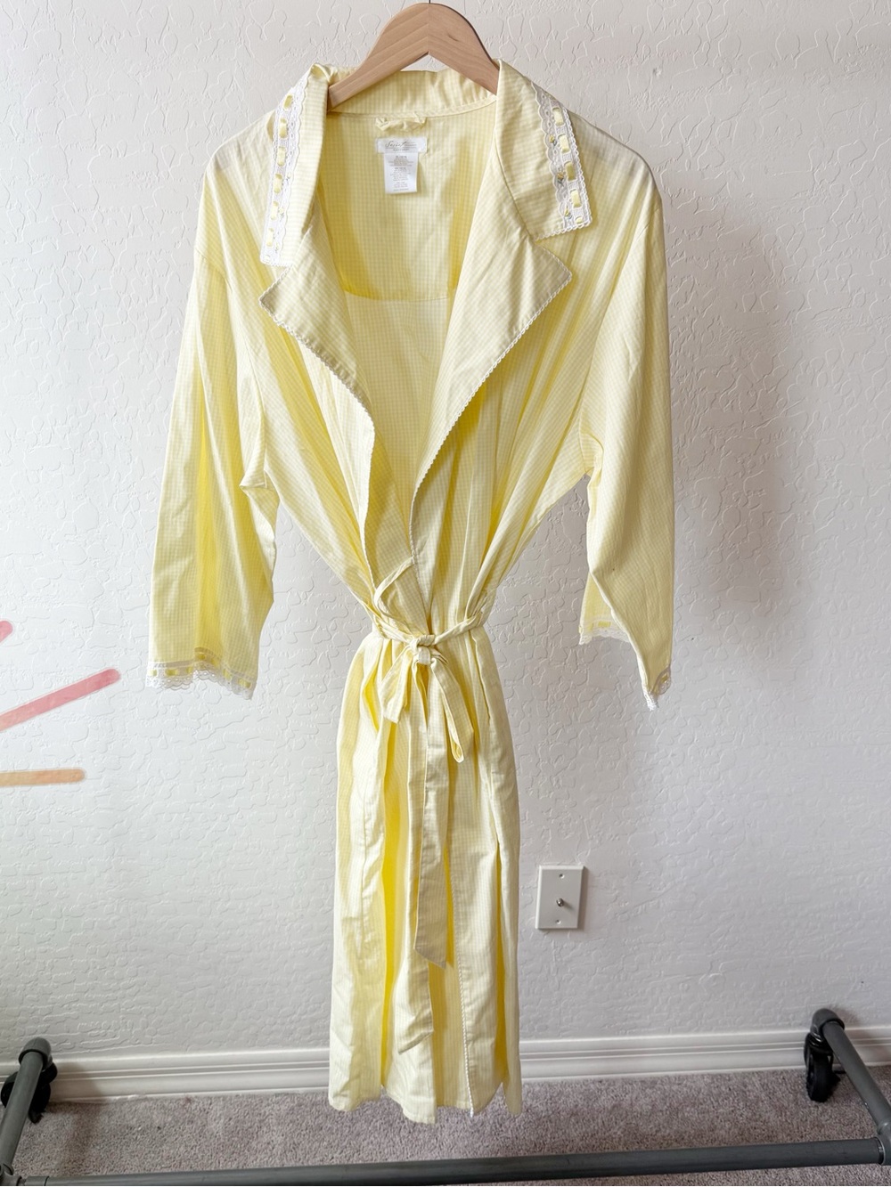 Vintage cottagecore butter yellow gingham embroidered & lace detail belted robe
